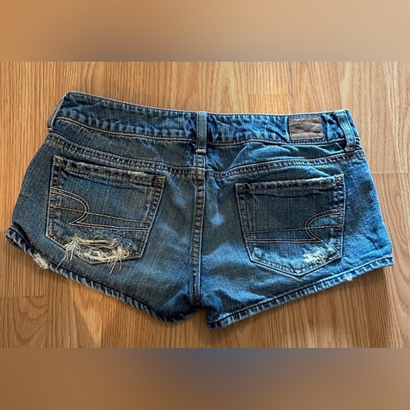 2 pair jeans shorts for 1 price!!!! American eagle & PINK - Picture 10 of 15